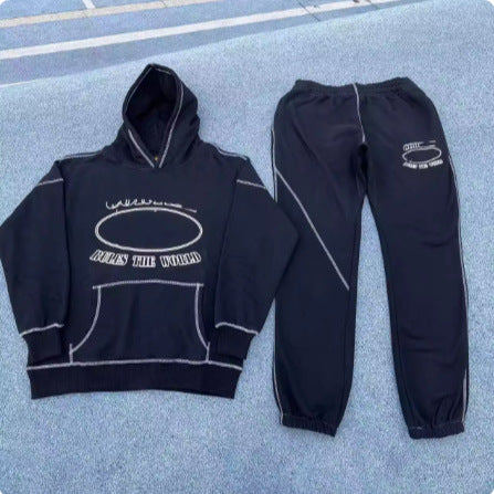 Loose-fitting pullover autumn outfit