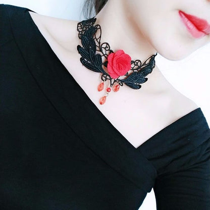 Choker lace necklace