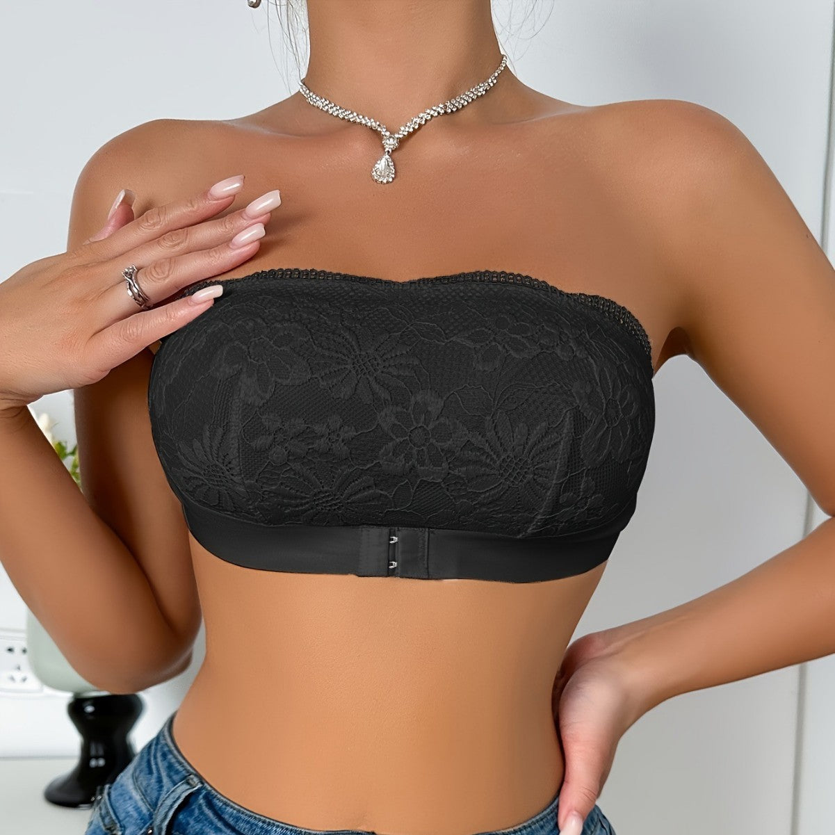 Strapless Push-Up Bra