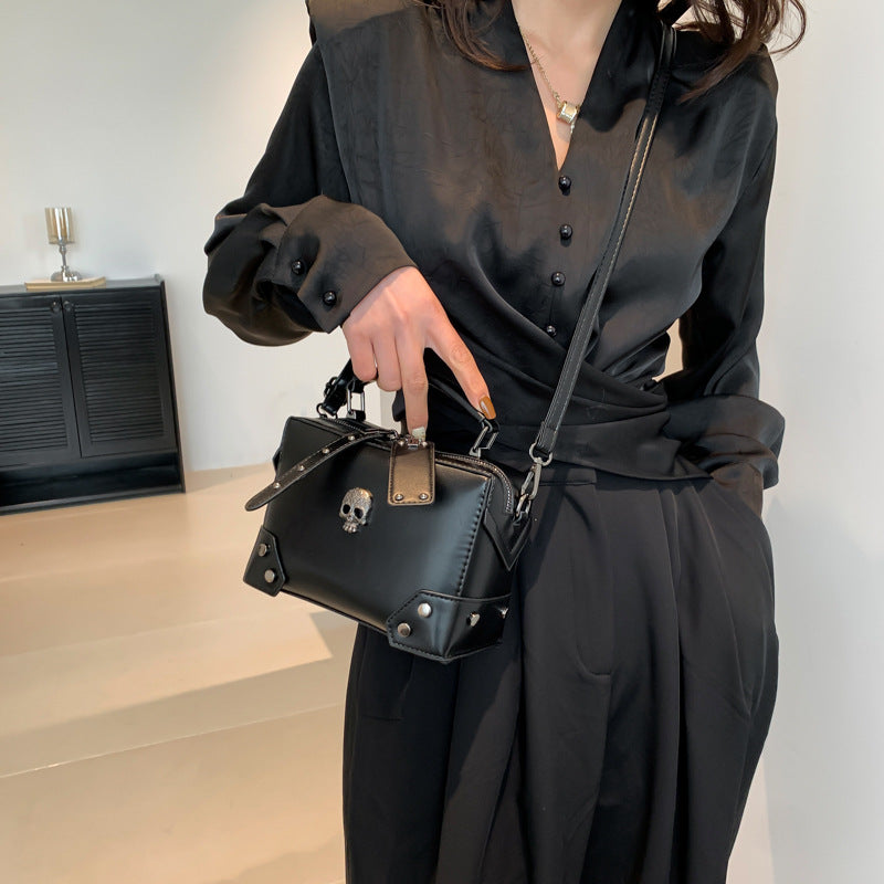 Spicy girl style single-shoulder crossbody bag