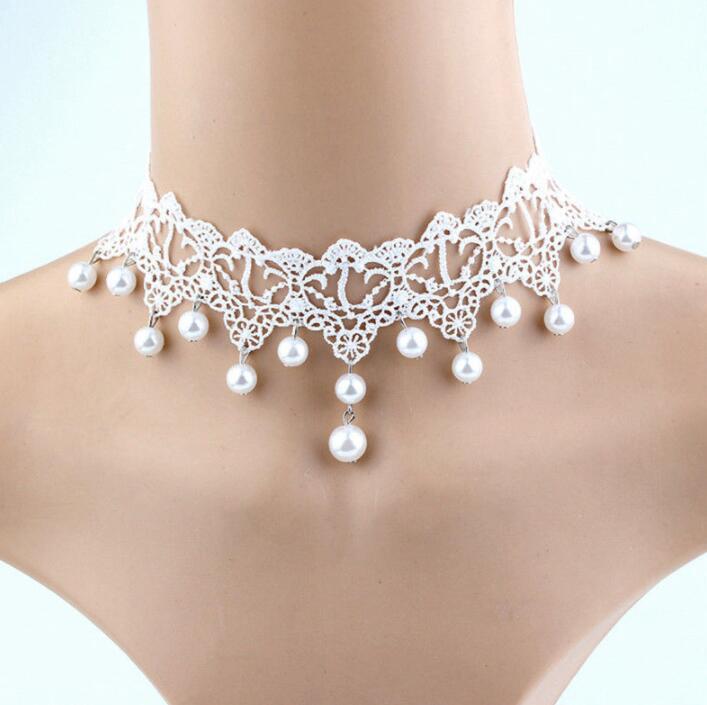 Choker lace necklace