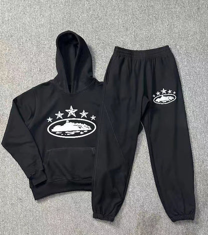 Loose-fitting pullover autumn outfit