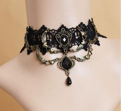 Choker lace necklace
