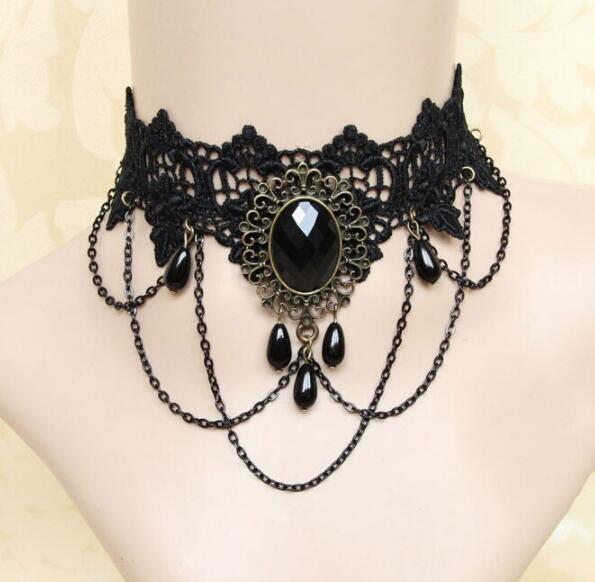 Choker lace necklace